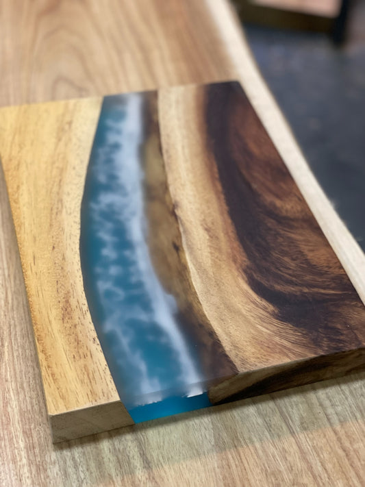 Customized Walnut Wood Cutting Board