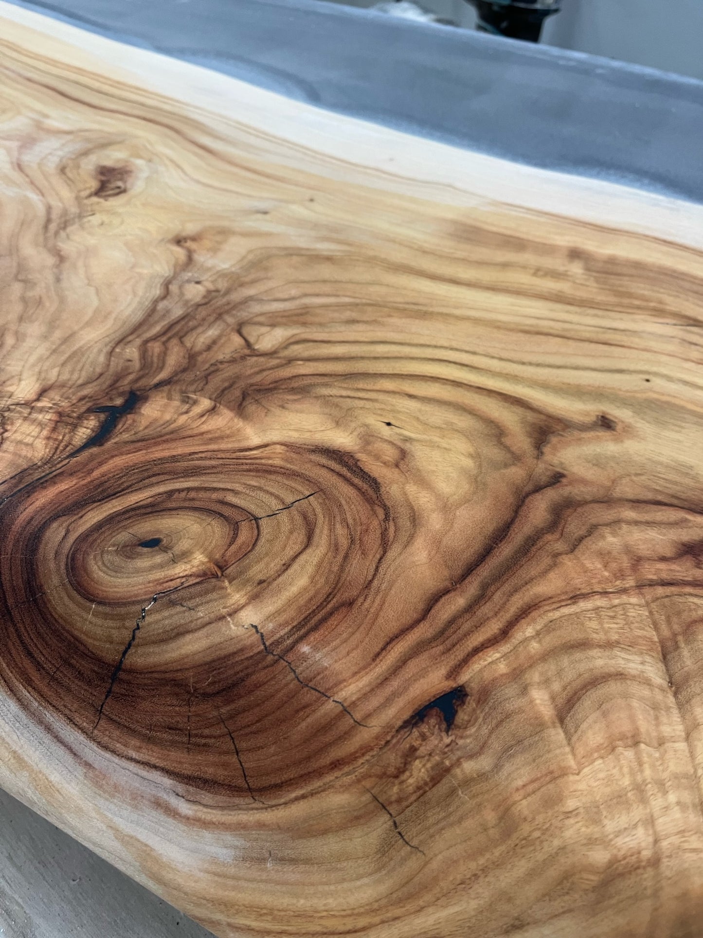 Epoxy Resin Table with Local Camphor Wood