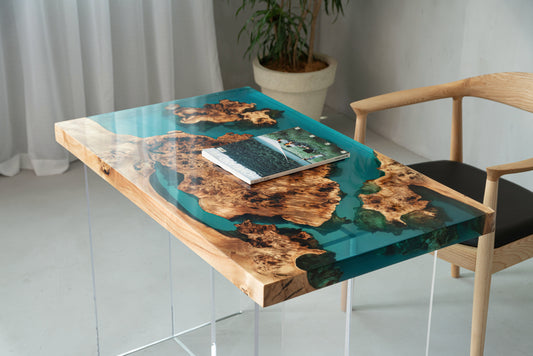 Poplar Wood Epoxy Resin Table